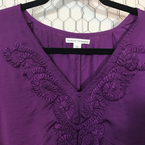 Banana Republic V-neck Blouse- Purple - Picture 2 of 3